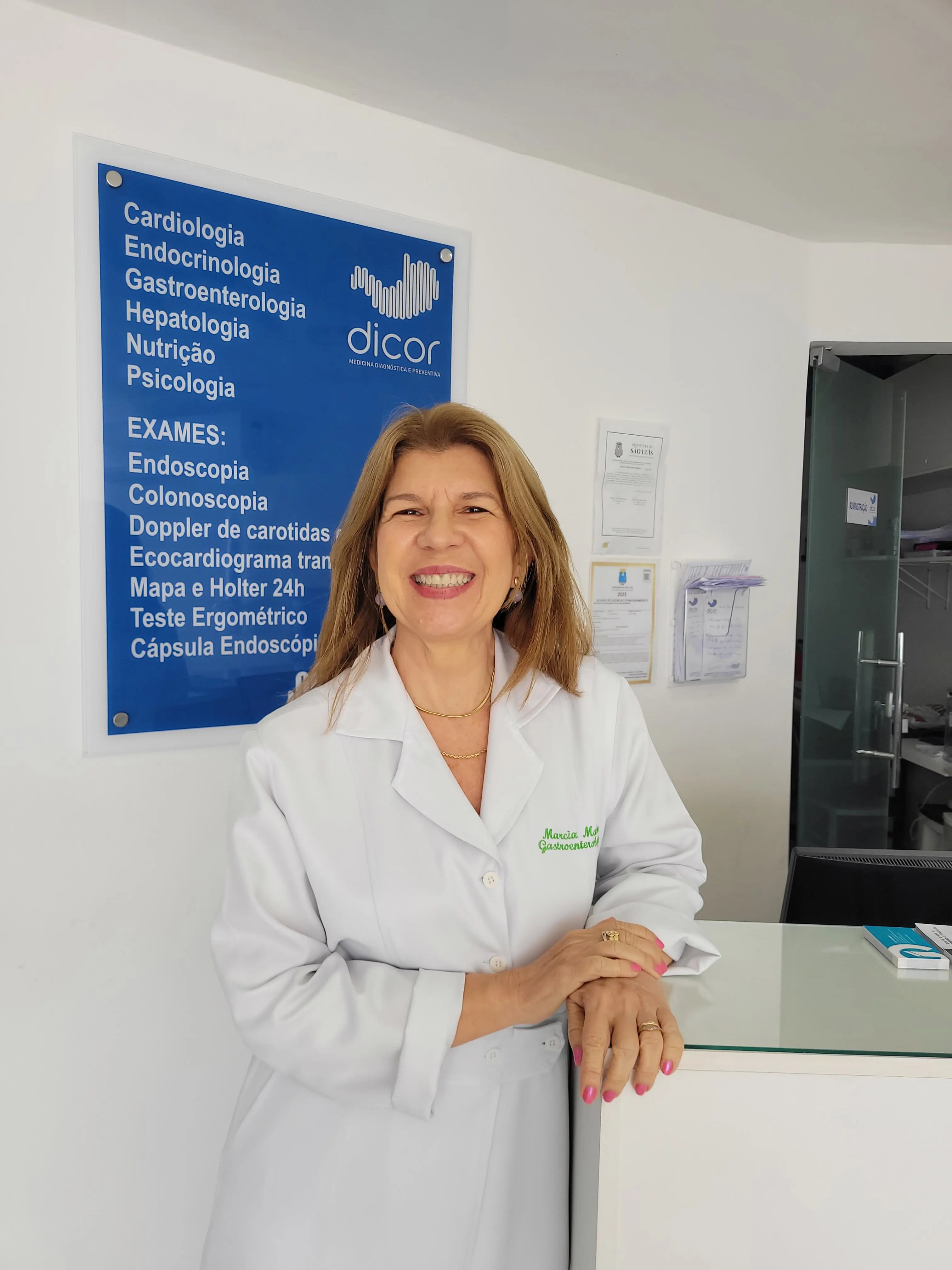 Dra. Márcia Martins